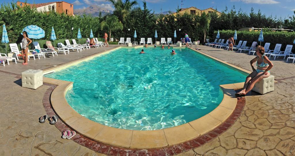 Paradise Beach vicino Cefalù PISCINA APERTA Campofelice Di Roccella Chambre photo
